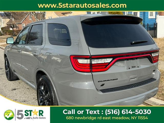 Photo of 2022 Destroyer Gray Clearcoat Dodge Durango