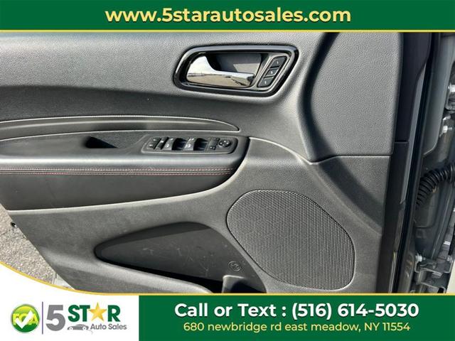 Photo of 2022 Destroyer Gray Clearcoat Dodge Durango