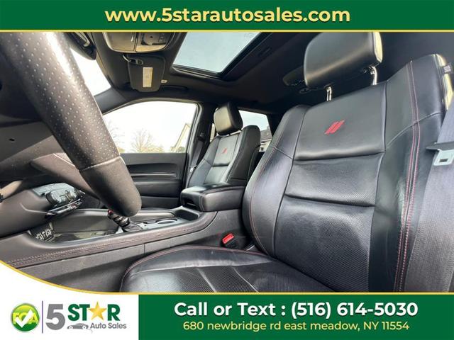 Photo of 2022 Destroyer Gray Clearcoat Dodge Durango