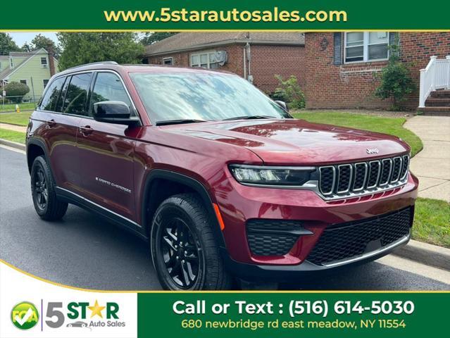 Photo of 2022 Velvet Red Pearlcoat Jeep Grand Cherokee