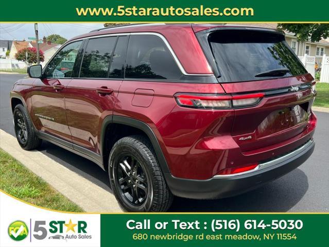Photo of 2022 Velvet Red Pearlcoat Jeep Grand Cherokee
