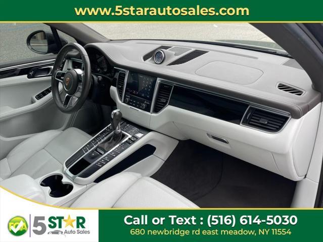 Photo of 2018 GRAY Porsche Macan