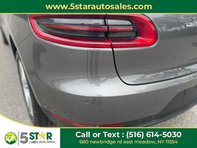 Photo of 2018 GRAY Porsche Macan
