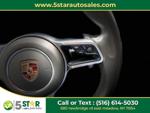 Photo of 2018 GRAY Porsche Macan