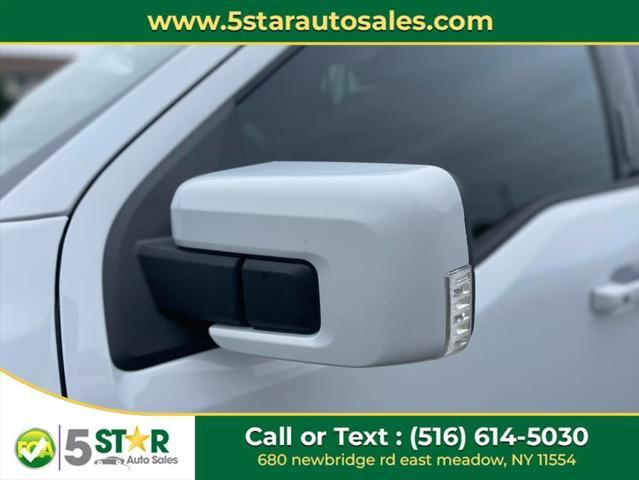Photo of 2022 white Ford F-150