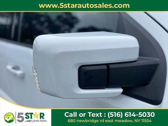 Photo of 2022 white Ford F-150