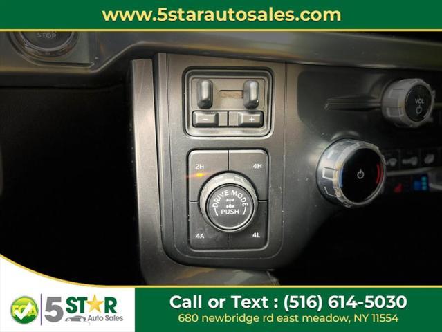 Photo of 2022 white Ford F-150