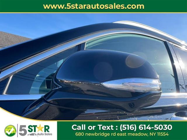 Photo of 2023 BLACK Hyundai SANTA FE