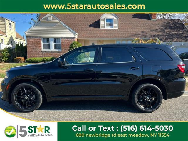 Photo of 2022 DB Black Clearcoat Dodge Durango