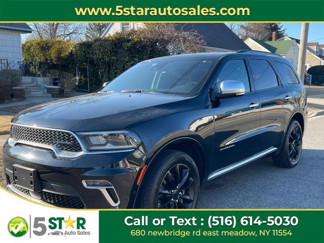 Photo of 2022 DB Black Clearcoat Dodge Durango