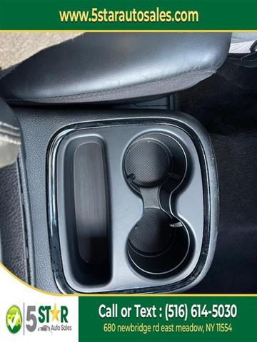 Photo of 2022 DB Black Clearcoat Dodge Durango