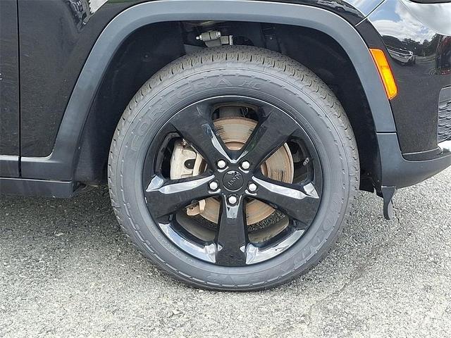 Photo of 2021 Black Jeep Grand Cherokee L