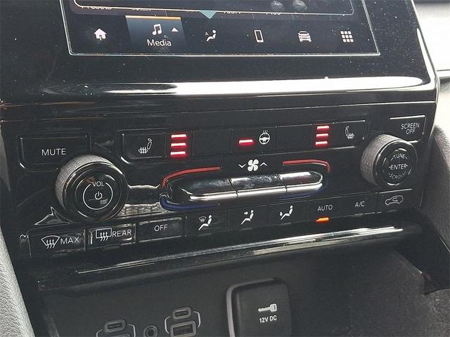 Photo of 2021 Black Jeep Grand Cherokee L