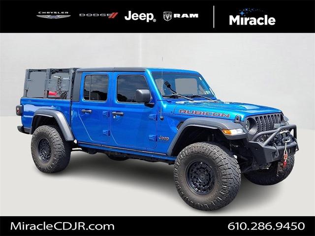Photo of 2020 Blue Jeep Gladiator