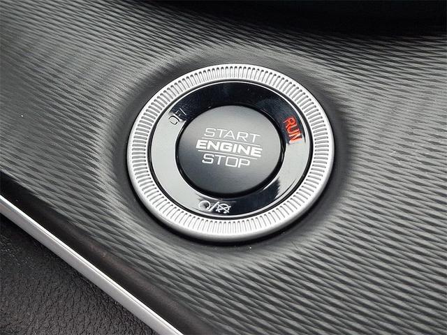 Photo of 2025 Gray Jeep Grand Cherokee