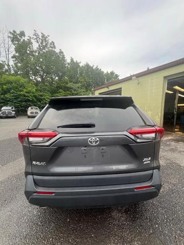 Photo of 2022 Gray Toyota RAV4