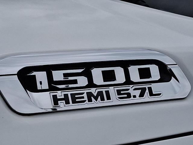 Photo of 2022 Bright White Clearcoat RAM 1500