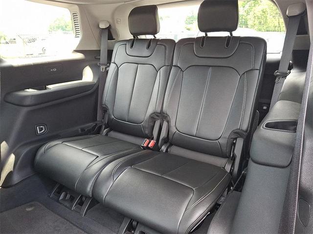 Photo of 2023 Silver Jeep Grand Cherokee L