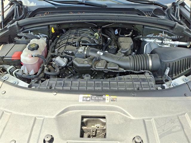 Photo of 2023 Silver Jeep Grand Cherokee L