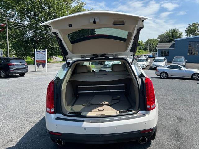 Photo of 2012 White Cadillac SRX