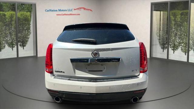 Photo of 2012 White Cadillac SRX