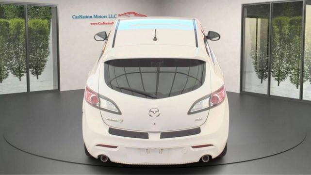 Photo of 2011 Crystal White Pearl Mica Mazda Mazda3