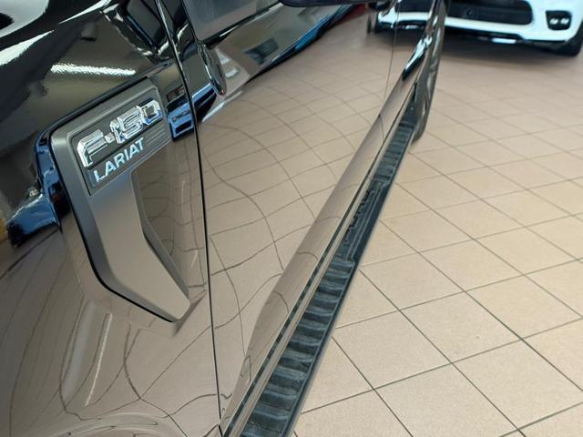 Photo of 2023 Agate Black Metallic Ford F-150