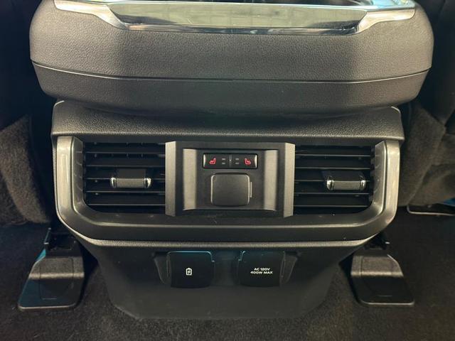 Photo of 2023 Agate Black Metallic Ford F-150