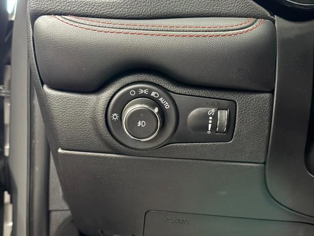Photo of 2023 Destroyer Gray Clearcoat Dodge Durango