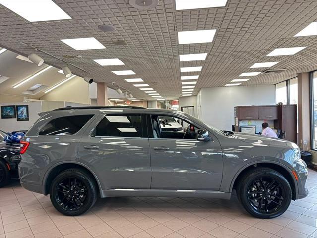 Photo of 2023 Destroyer Gray Clearcoat Dodge Durango