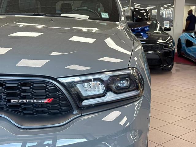 Photo of 2023 Destroyer Gray Clearcoat Dodge Durango