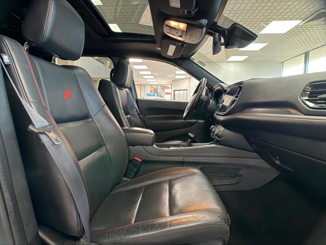 Photo of 2023 Destroyer Gray Clearcoat Dodge Durango