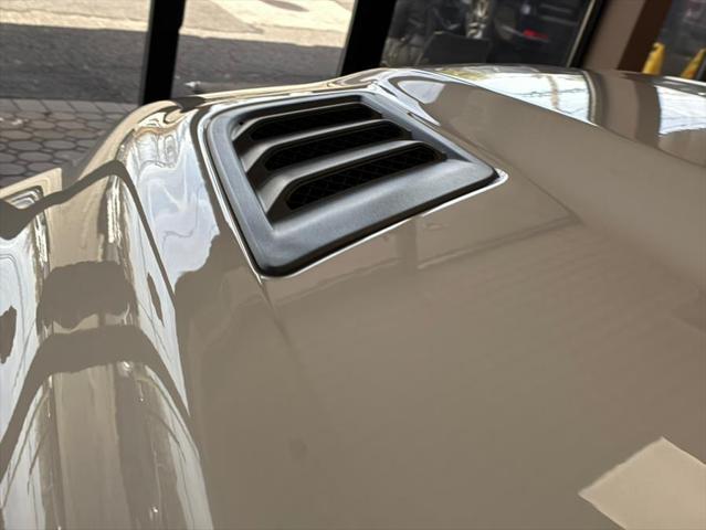 Photo of 2022 Bright White RAM 1500