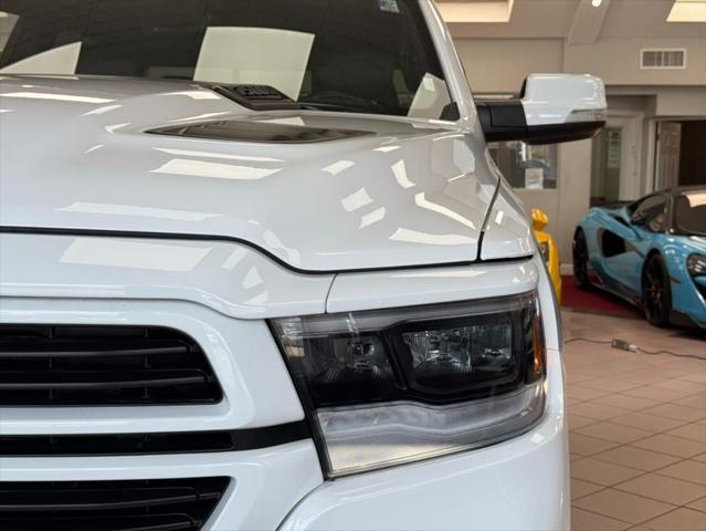 Photo of 2022 Bright White RAM 1500