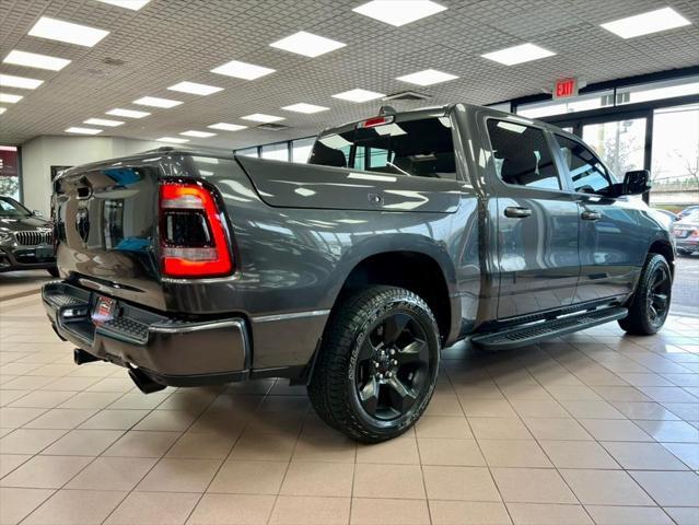 Photo of 2019 Granite Crystal Metallic Clearcoat RAM 1500