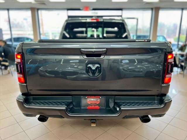 Photo of 2019 Granite Crystal Metallic Clearcoat RAM 1500