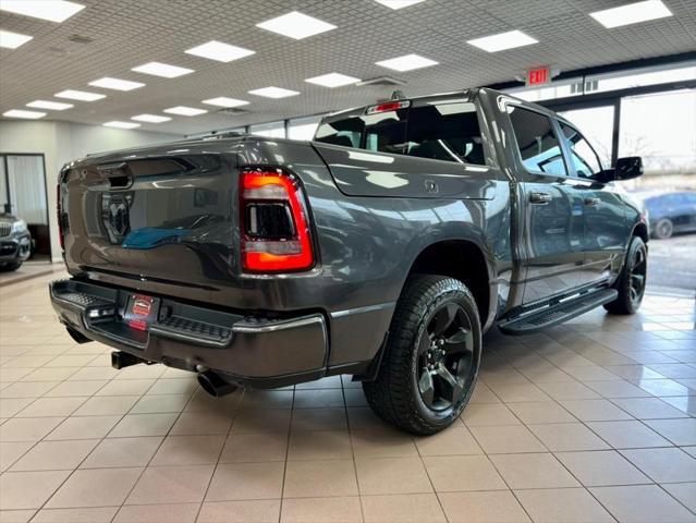 Photo of 2019 Granite Crystal Metallic Clearcoat RAM 1500