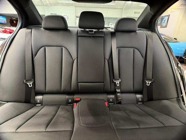 Photo of 2021 Jet Black BMW 330