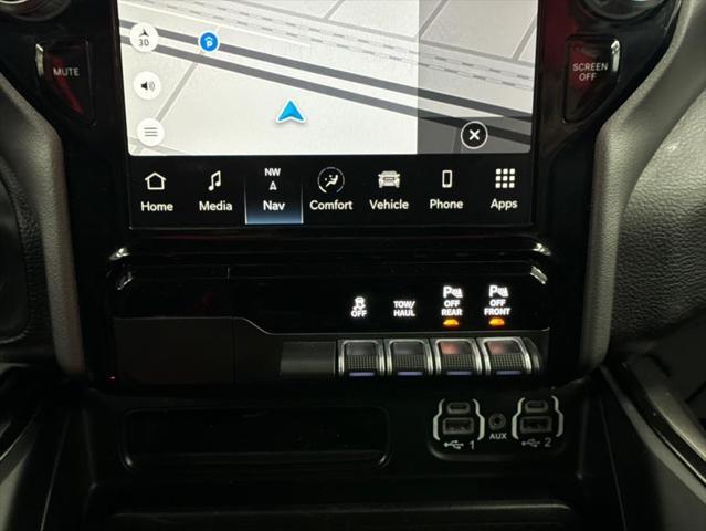 Photo of 2022 Bright White RAM 1500
