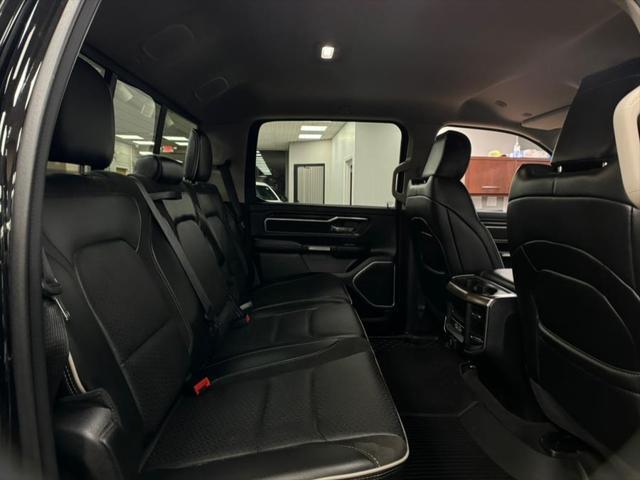 Photo of 2022 Diamond Black Crystal Pearlcoat RAM 1500