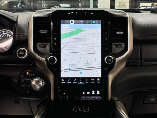 Photo of 2022 Diamond Black Crystal Pearlcoat RAM 1500