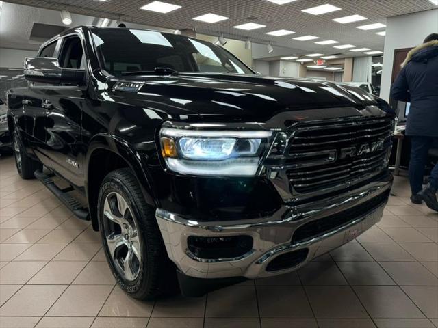 Photo of 2022 Diamond Black Crystal Pearlcoat RAM 1500