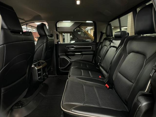 Photo of 2022 Diamond Black Crystal Pearlcoat RAM 1500