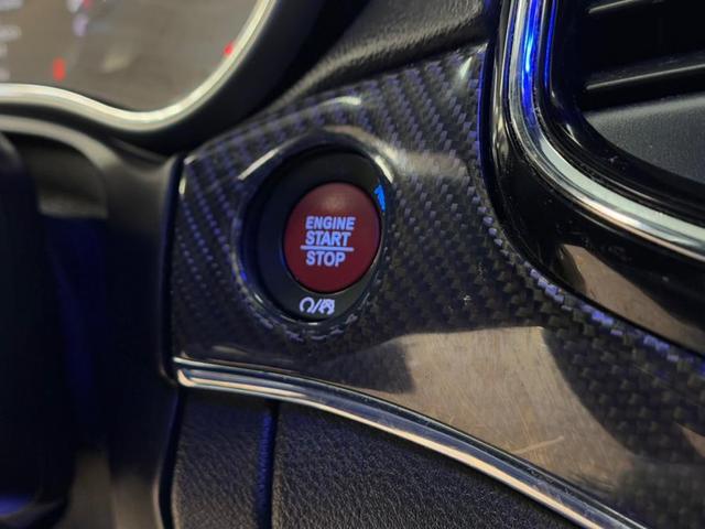 Photo of 2020 Granite Crystal Metallic Jeep Grand Cherokee