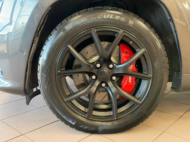 Photo of 2020 Granite Crystal Metallic Jeep Grand Cherokee