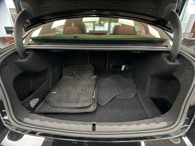 Photo of 2023 Black Sapphire Metallic BMW 330