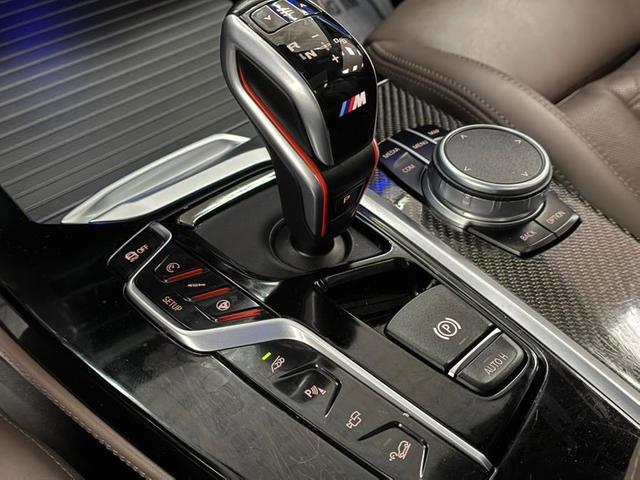 Photo of 2021 Black Sapphire Metallic BMW X4 M