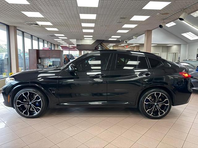 Photo of 2021 Black Sapphire Metallic BMW X4 M
