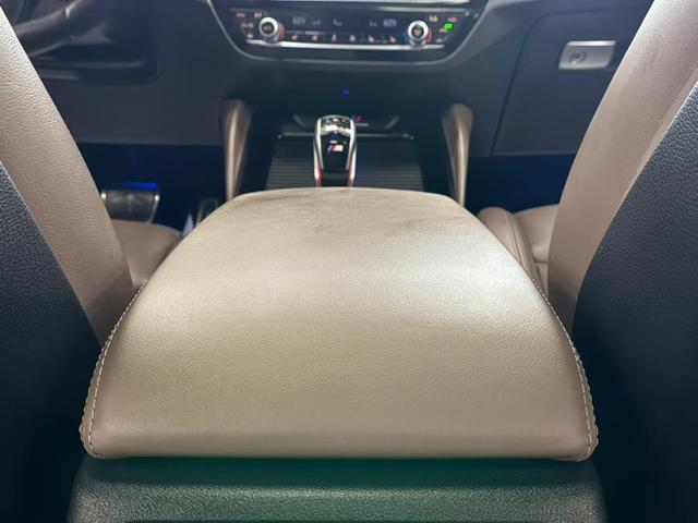 Photo of 2021 Black Sapphire Metallic BMW X4 M