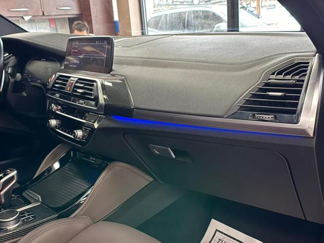Photo of 2021 Black Sapphire Metallic BMW X4 M